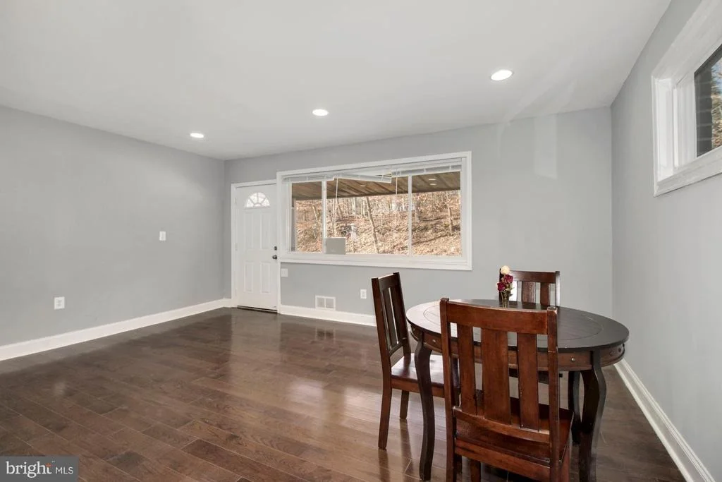 Photo of 4309 FAIRFAX ROAD
