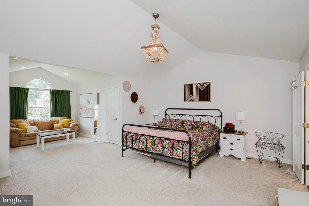 Photo of 2320 QUEENSBURY DRIVE