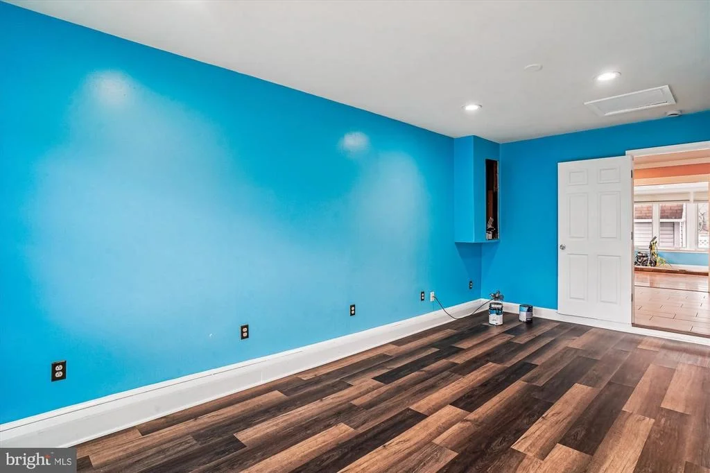 Photo of 417 WHITE OAK PLACE