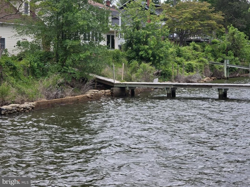 Photo of 145 EDGEWATER DRIVE