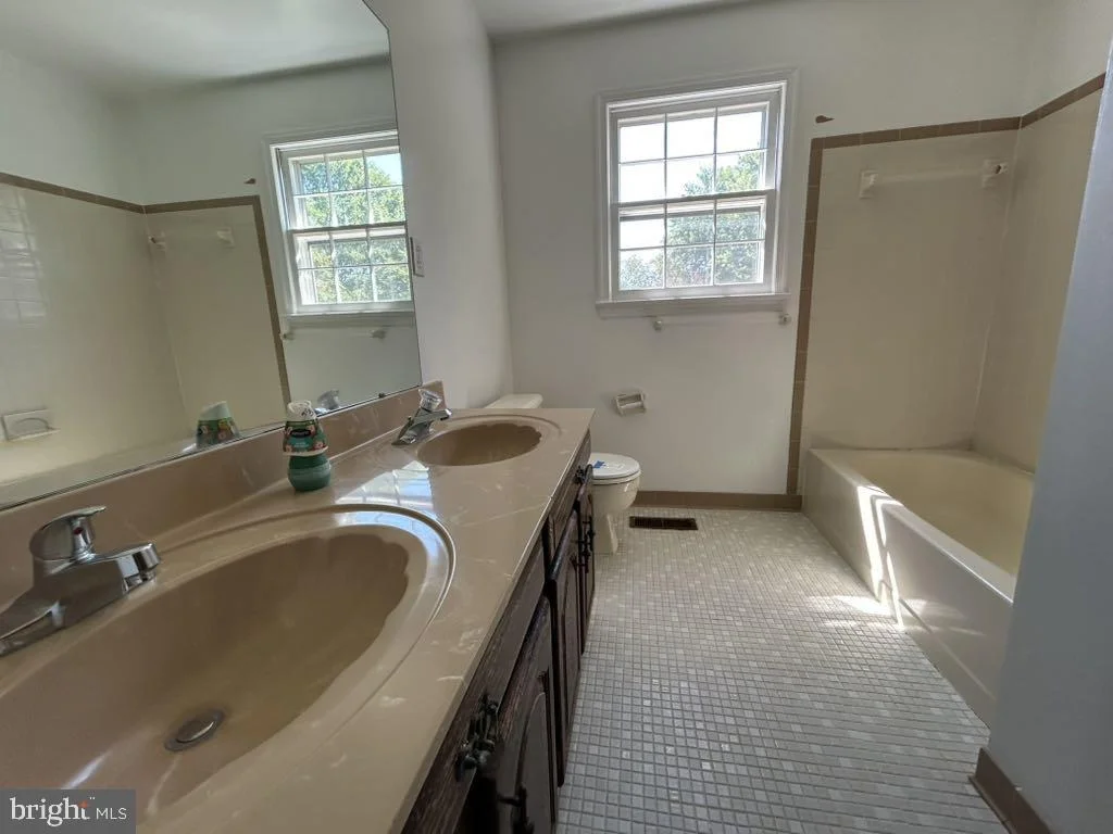 Photo of 3402 WILLIAMSBURG DRIVE