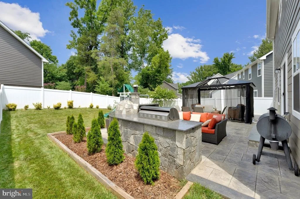 Photo of 238 NORMA DEAN DRIVE