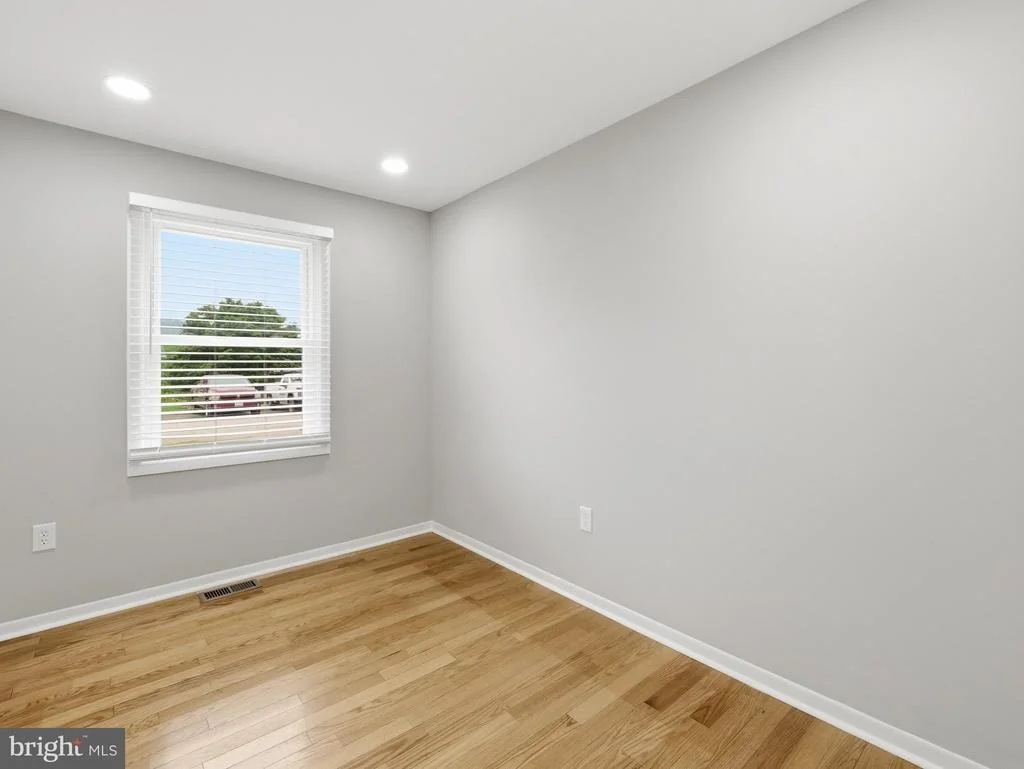 Photo of 206 WELDON DRIVE