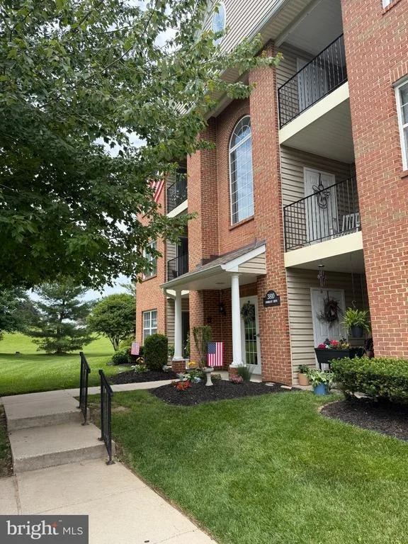Photo of Unit 3D at 3810 NORMANDY DRIVE