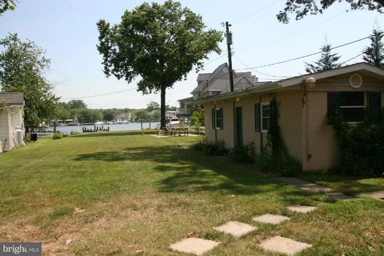 Photo of 721 SENECA GARDENS ROAD
