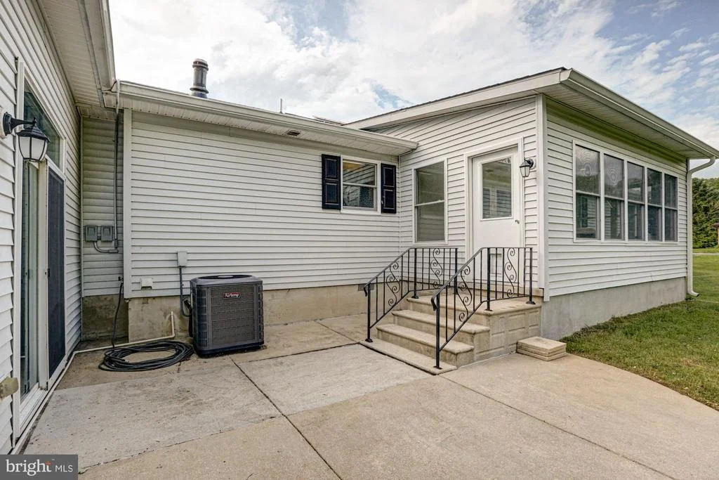 Photo of 133 WALLS WAY
