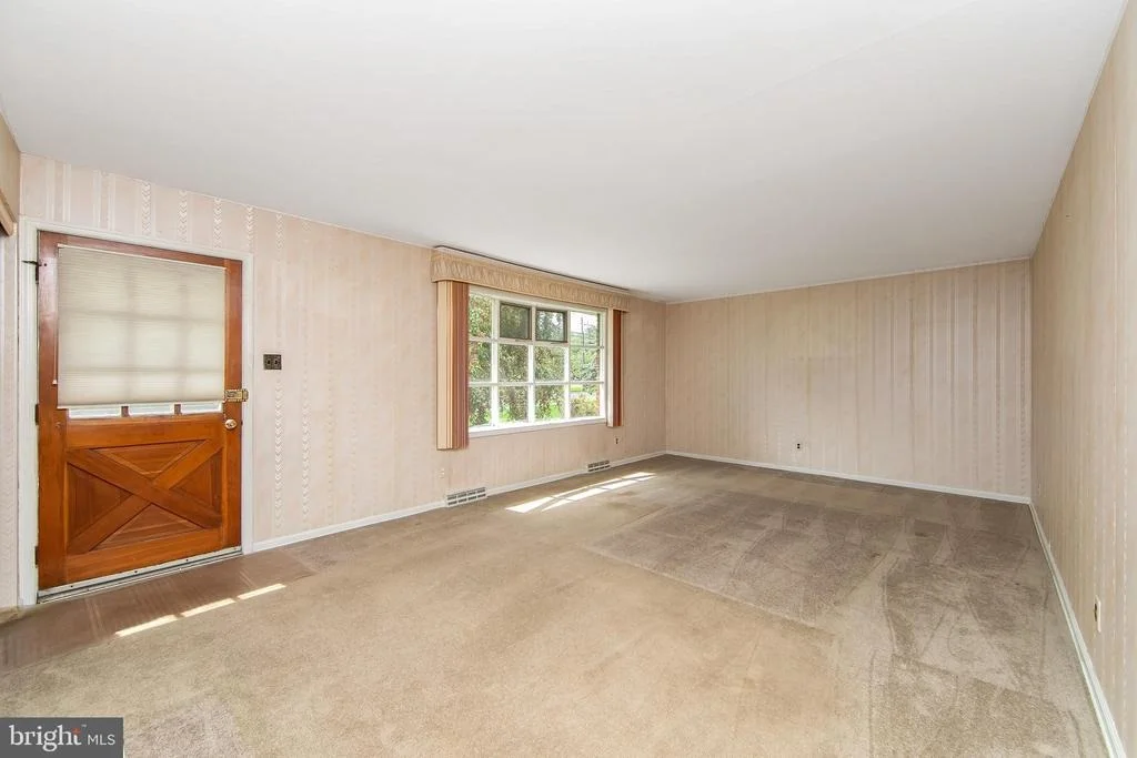 Photo of 313 KINGS HIGHWAY