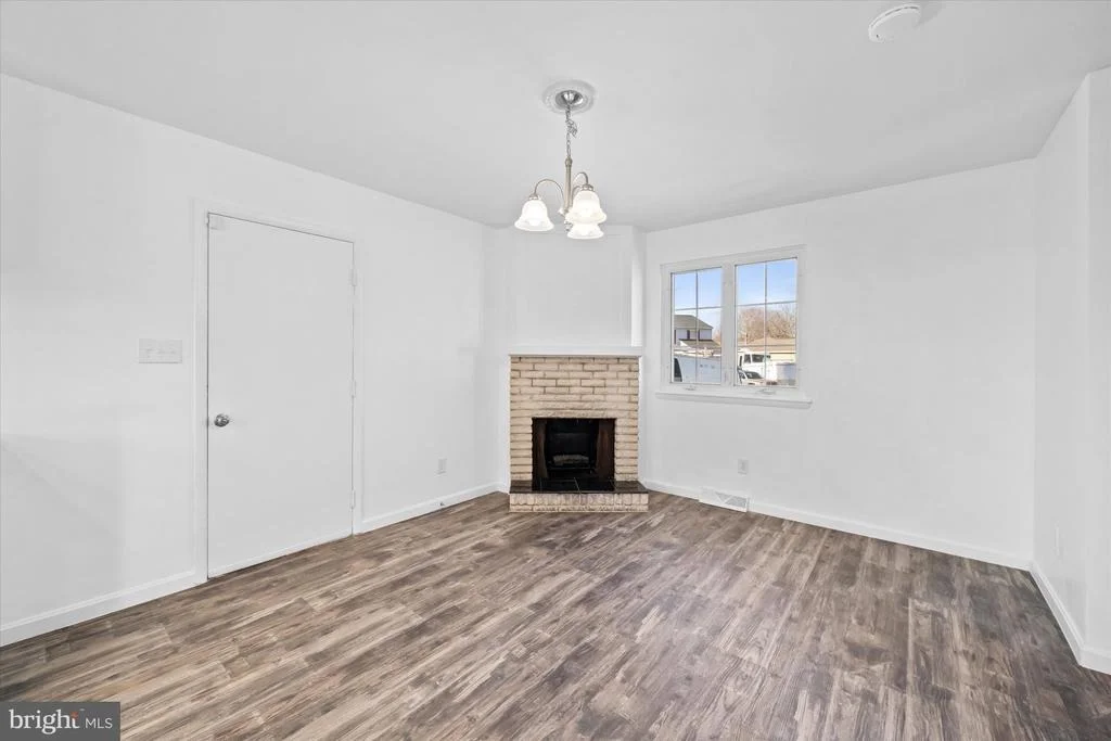 Photo of 19 SQUIRE CIRCLE