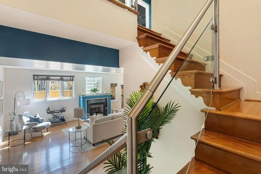 Photo of Unit 3 at 2363 CHAMPLAIN STREET NW