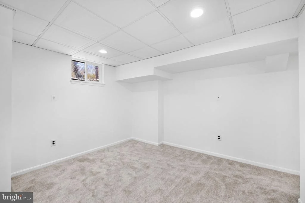 Photo of 9451 LAPSTRAKE LANE