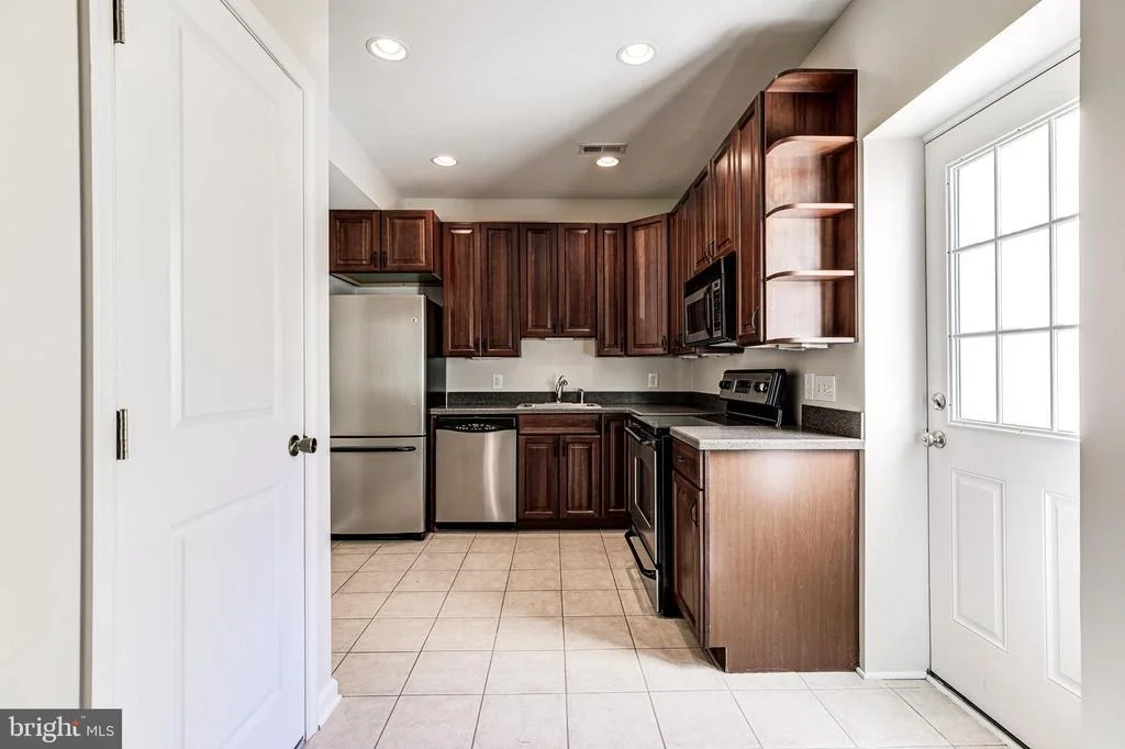 Photo of 6204 GATEPOST WAY