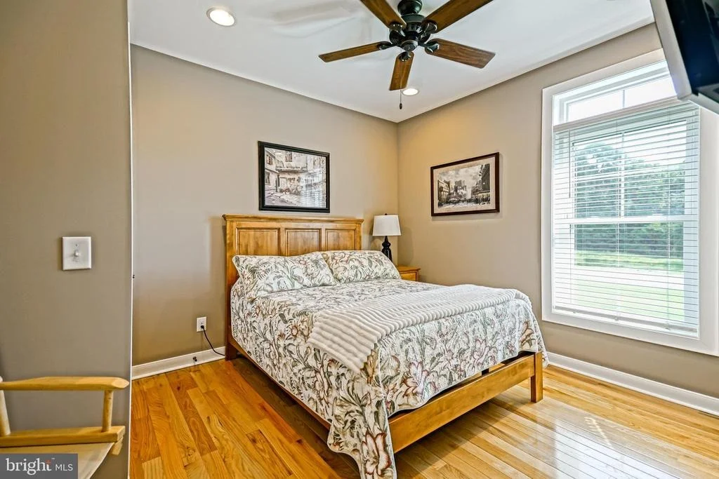 Photo of 35494 RED TAIL ROAD
