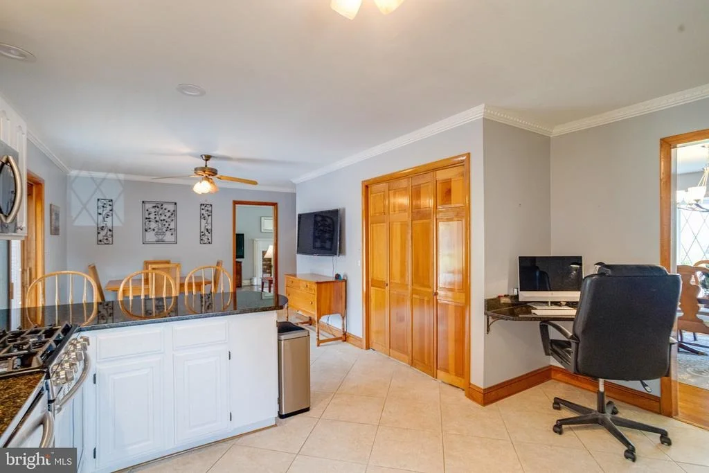 Photo of 2300 KINGS ARMS DRIVE