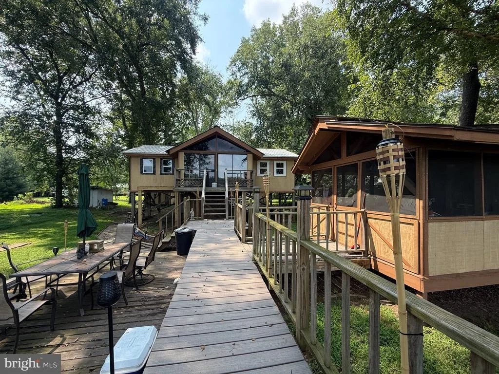 Photo of 47 BEECH ISLAND