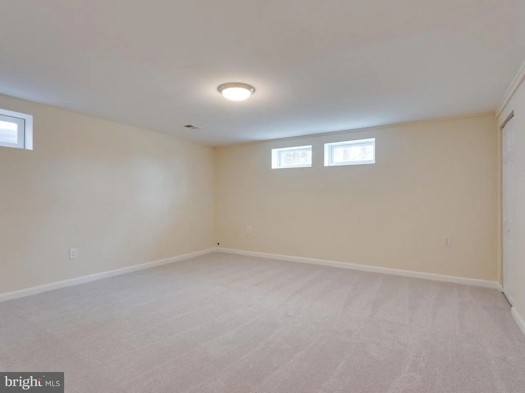 Photo of 7514 DAVIAN DRIVE