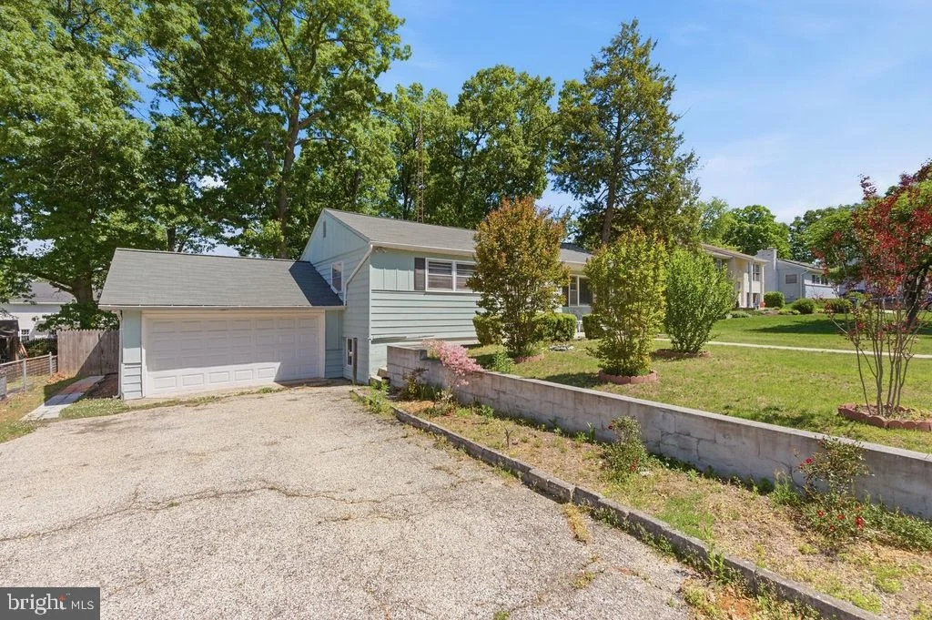 Photo of 9516 PARK AVENUE