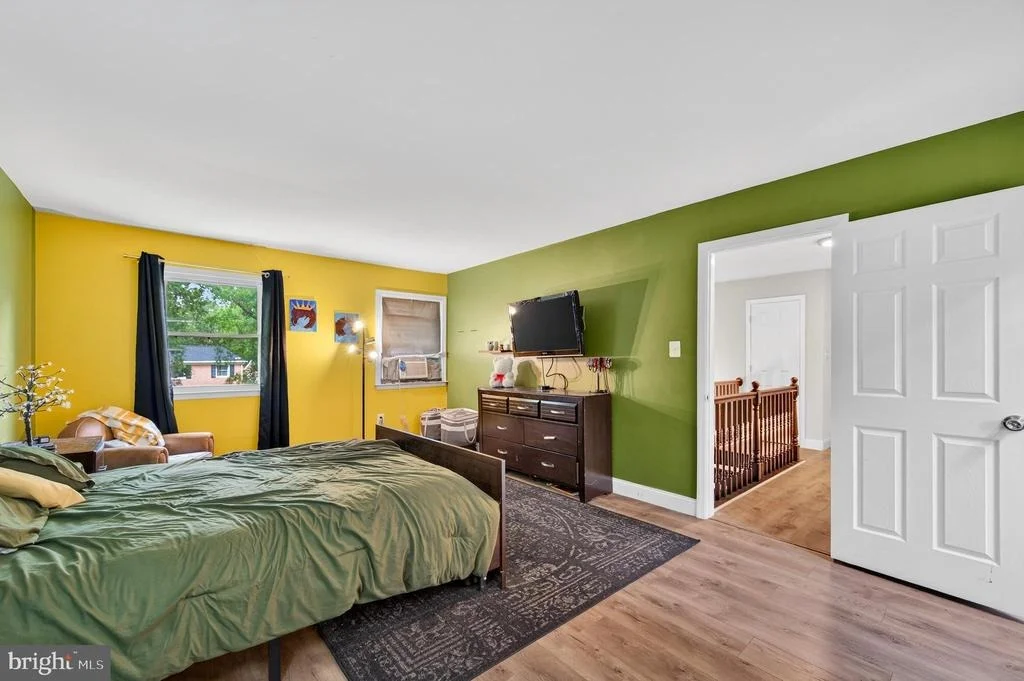 Photo of 9015 LONGBOW ROAD