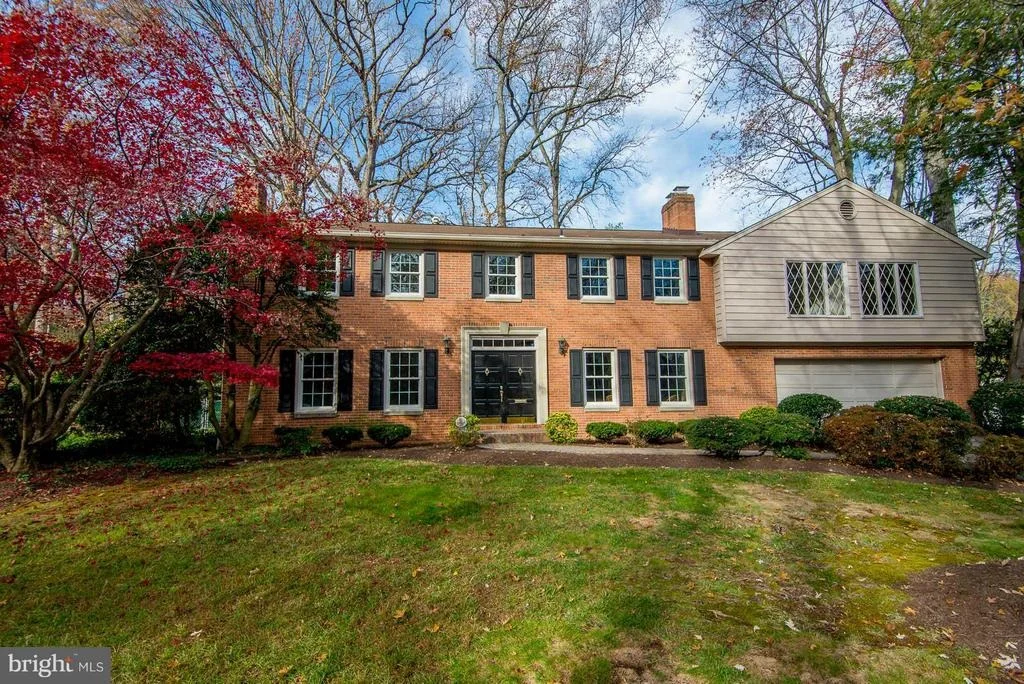 Photo of 7110 DEVONSHIRE ROAD