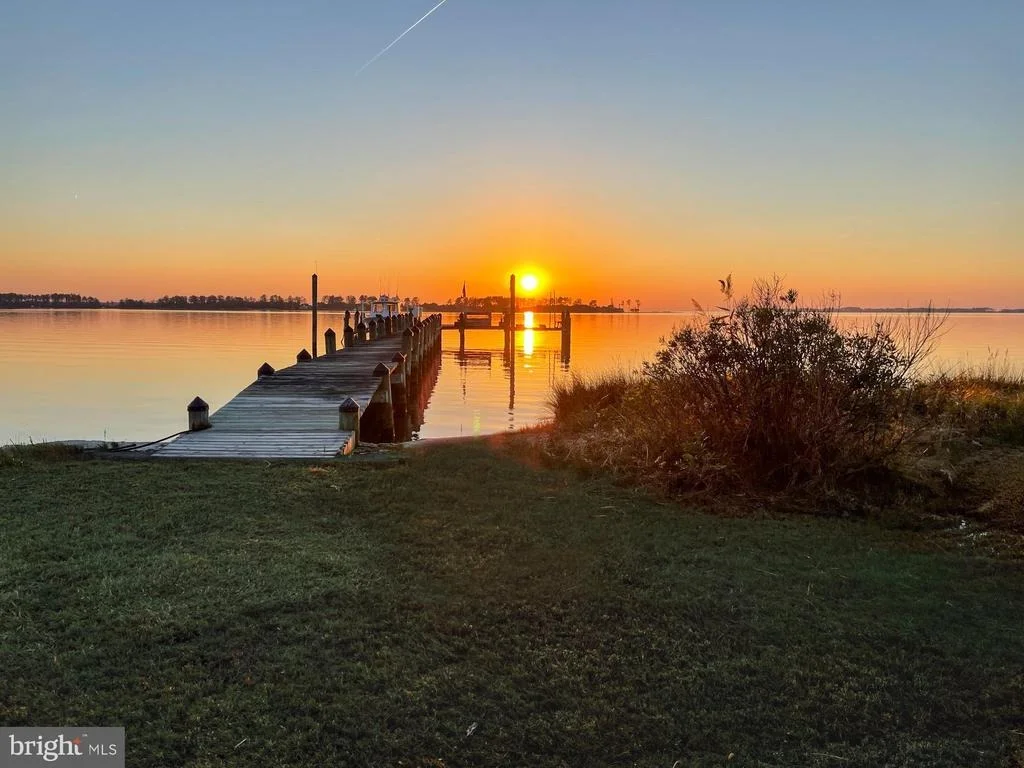 Photo of 1308 TOWN POINT ROAD
