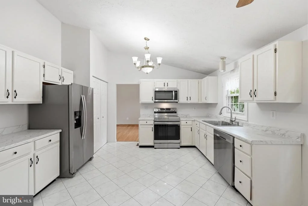 Photo of 18007 SILVER LEAF DRIVE