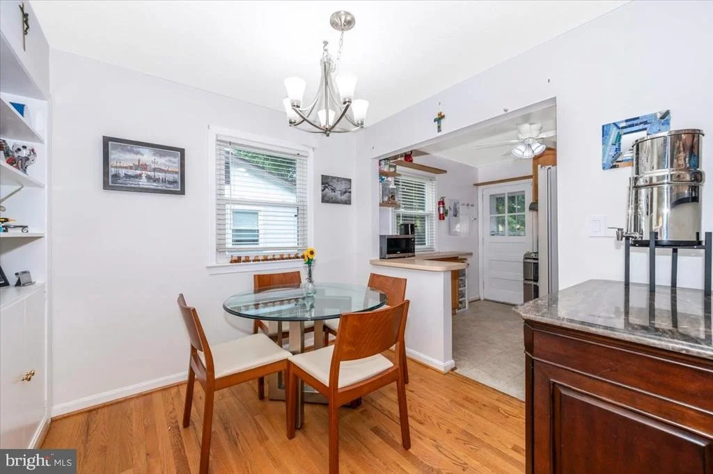 Photo of 10113 DAY AVENUE