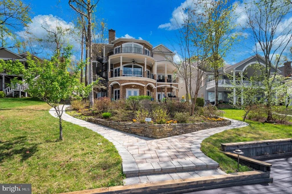 Photo of 206 MADISON CIRCLE
