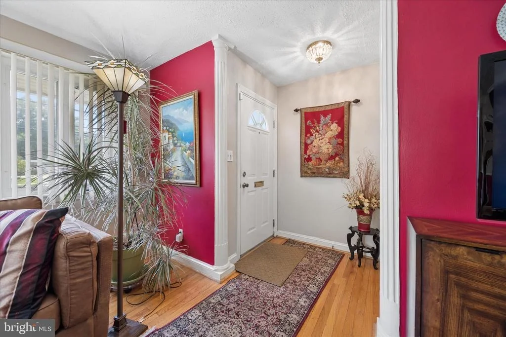 Photo of 6803 ADELPHI ROAD