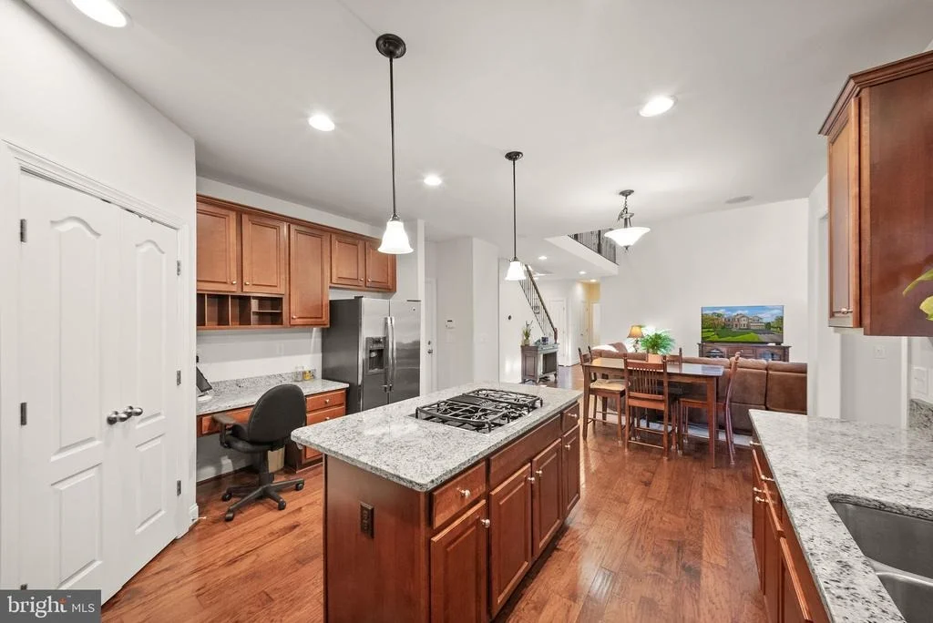 Photo of 9405 LOMAX FOREST DRIVE