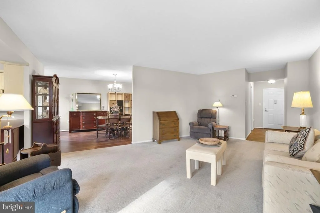 Photo of Unit 3204 at 15115 INTERLACHEN DRIVE