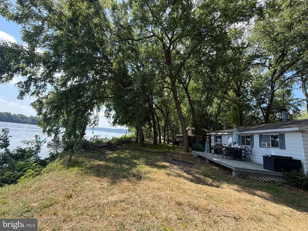 Photo of 49 BEECH ISLAND