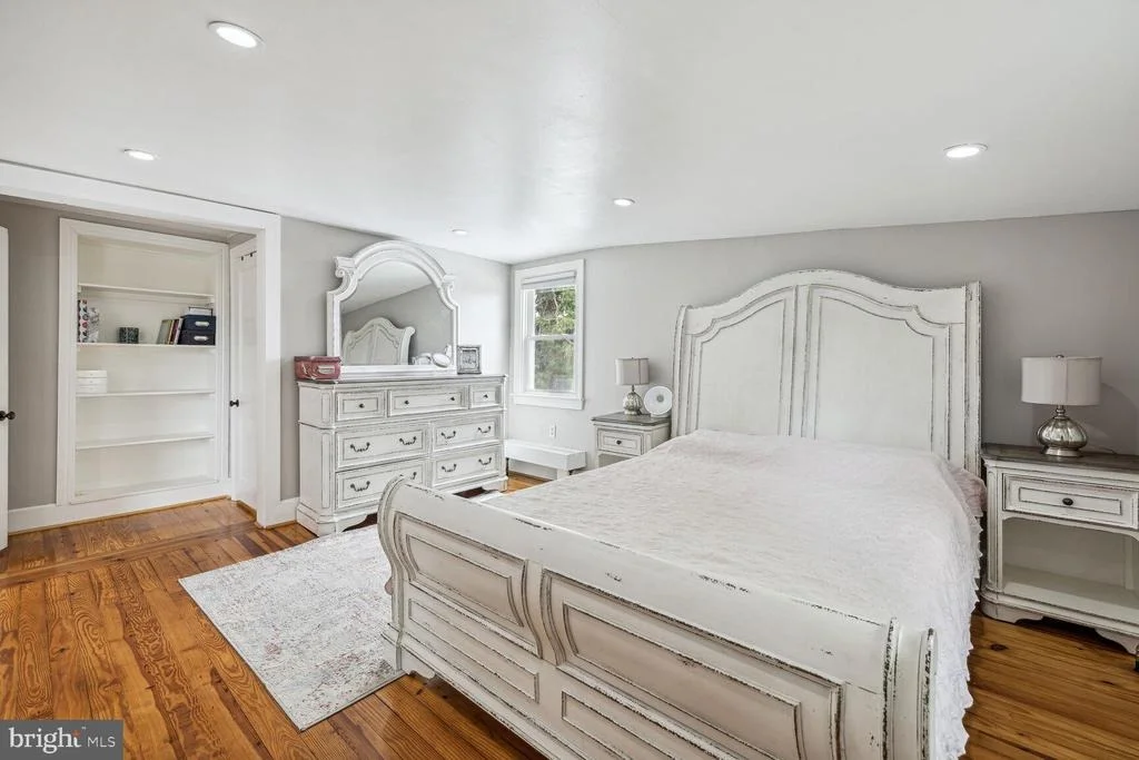 Photo of 6155 KING ROAD