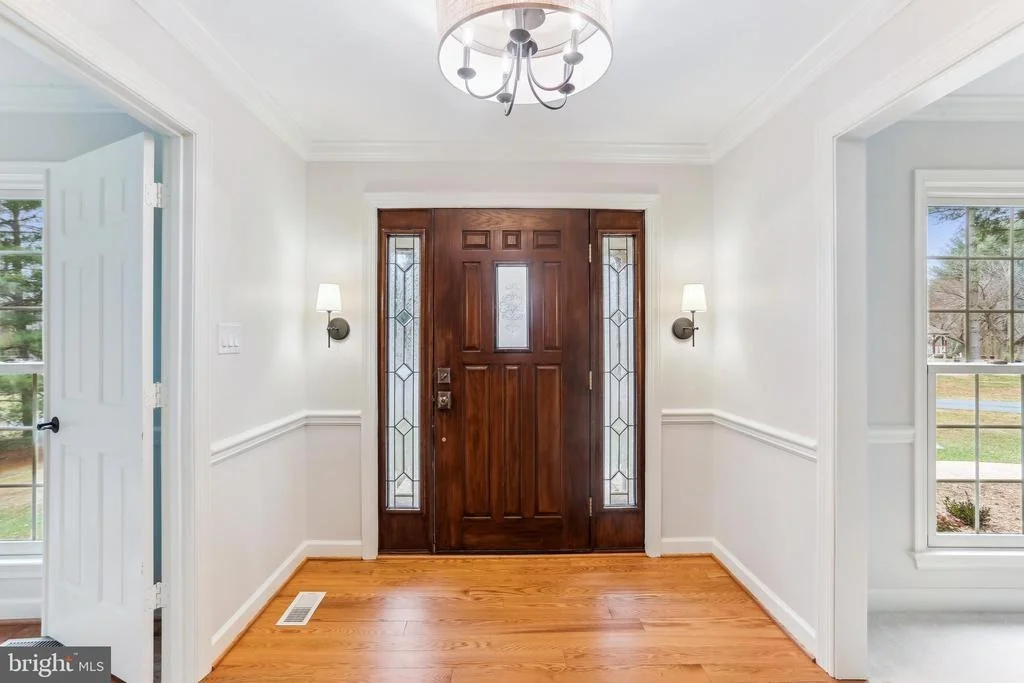 Photo of 9409 THORNEDIKE DRIVE