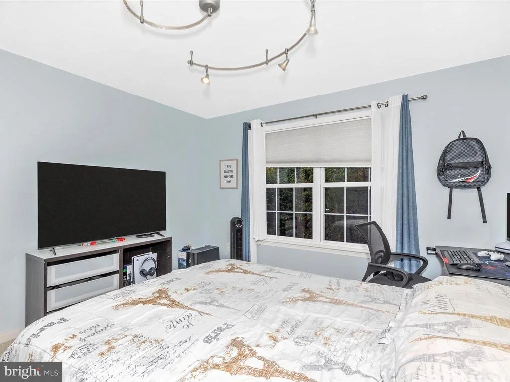 Photo of 5732 CRESTRIDGE COURT