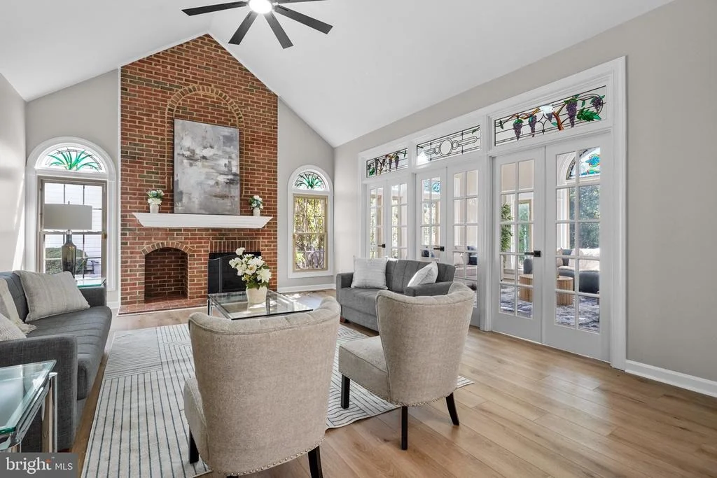 Photo of 9425 FLOWERDEN LANE