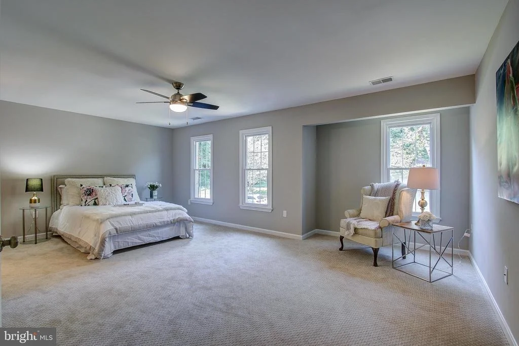Photo of 7109 LONG VIEW ROAD