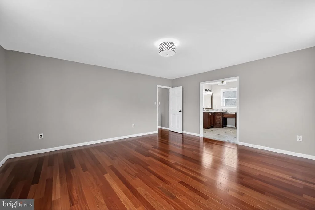 Photo of 1200 CARDINAL LANE