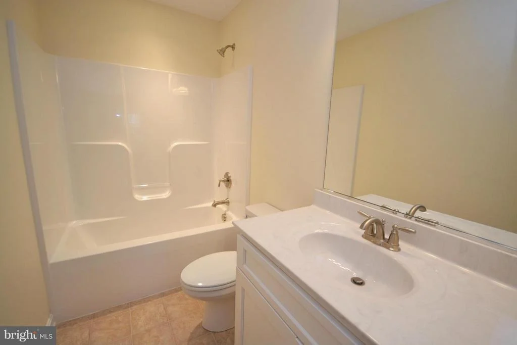 Photo of 628 LATANE DRIVE
