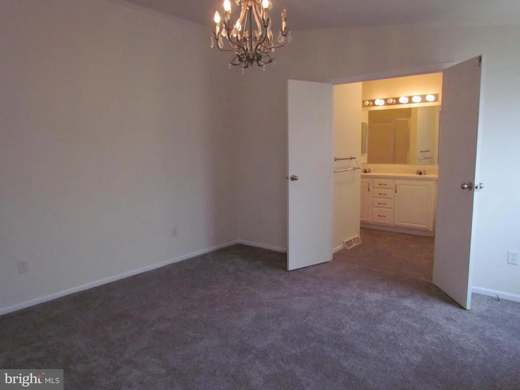 Photo of 402 MOORE PLACE