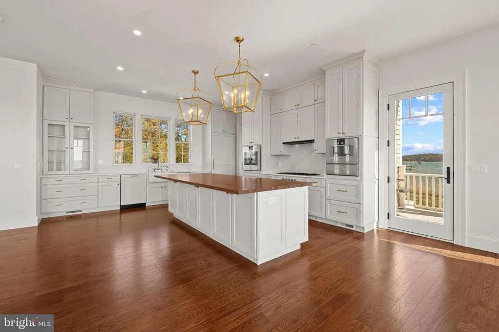 Photo of 1301 BROADVIEW DRIVE