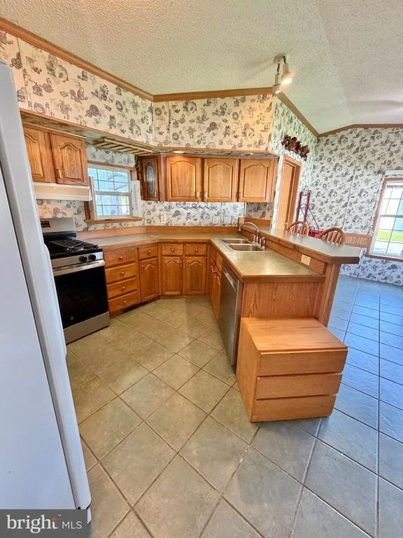 Photo of 4 BENJAMIN DRIVE