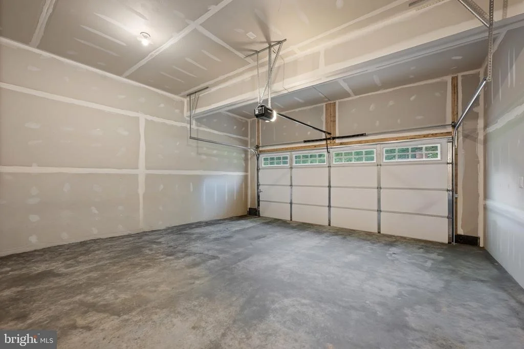 Photo of 2175 GLENCREST CIRCLE