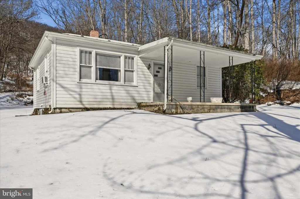 Photo of 9270 CARPERS PIKE