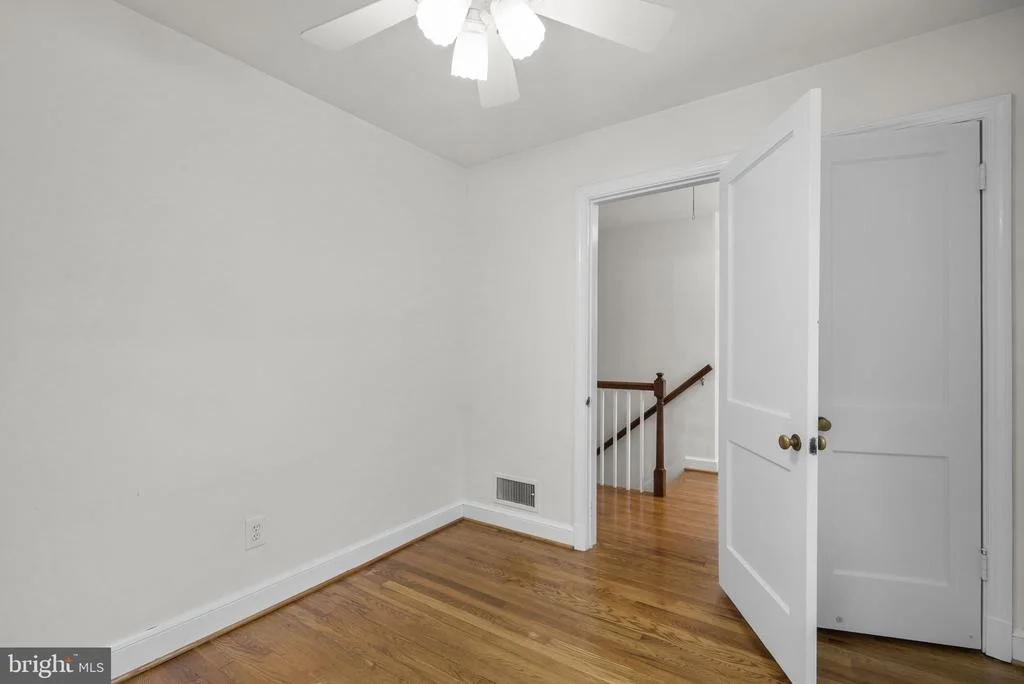 Photo of 9407 SEMINOLE STREET
