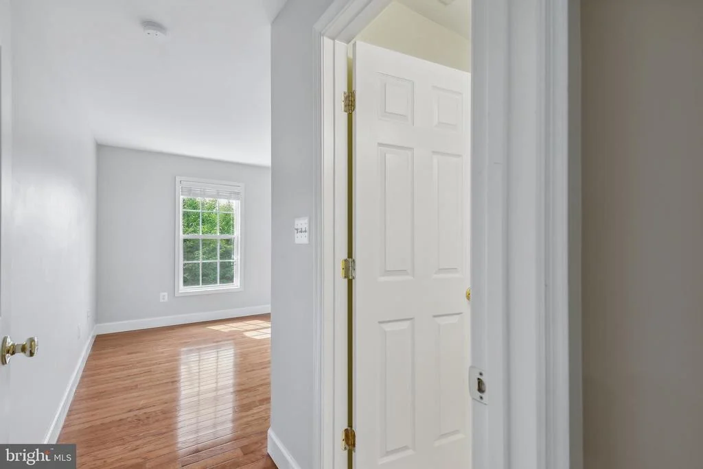 Photo of 18303 THUNDERCLOUD ROAD