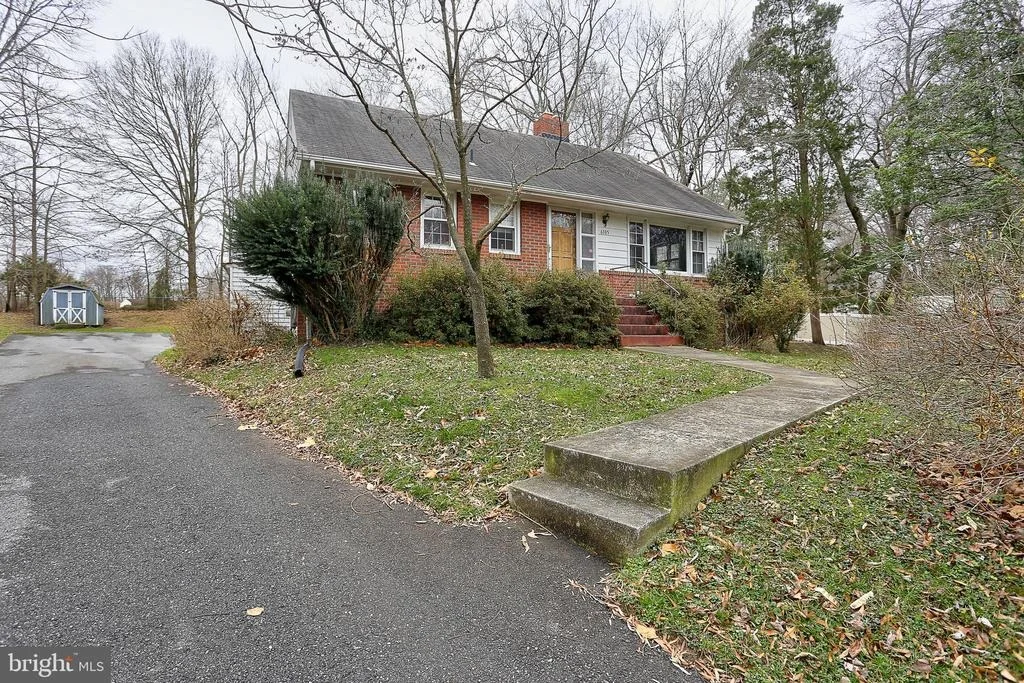 Photo of 6105 WINDHAM ROAD