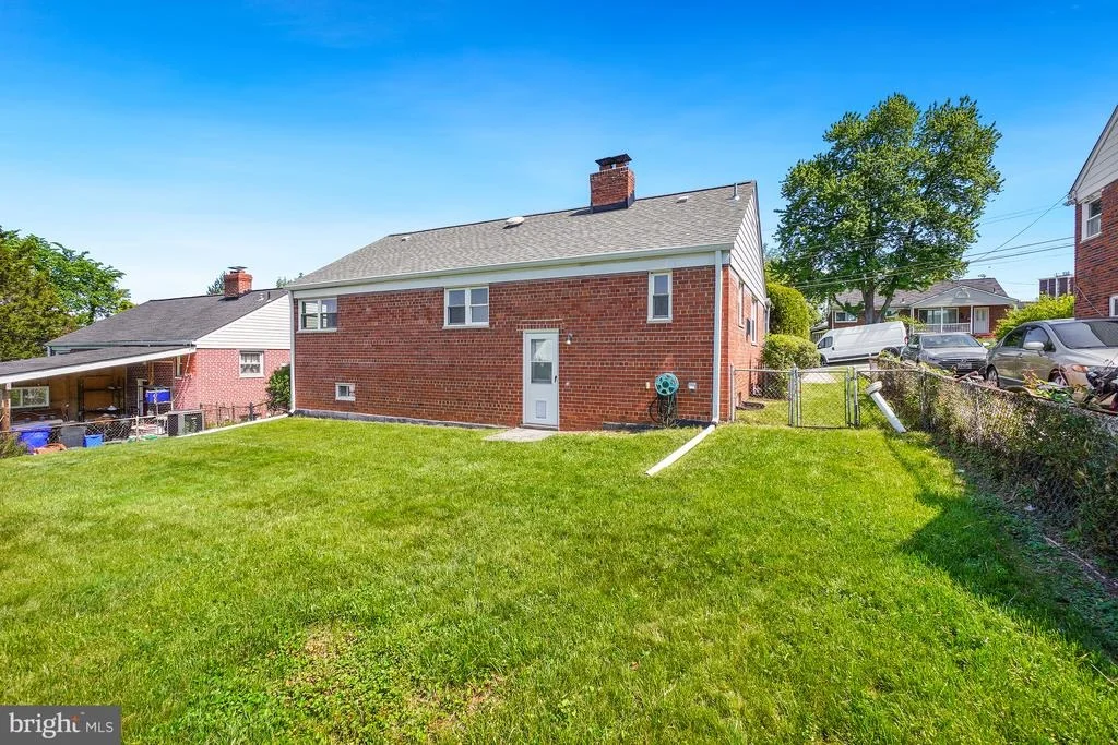 Photo of 1615 PARHAM PLACE