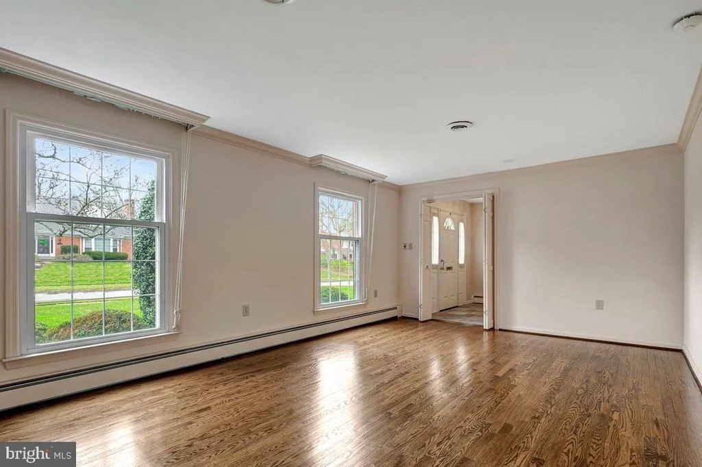 Photo of 706 BRISTOL ROAD
