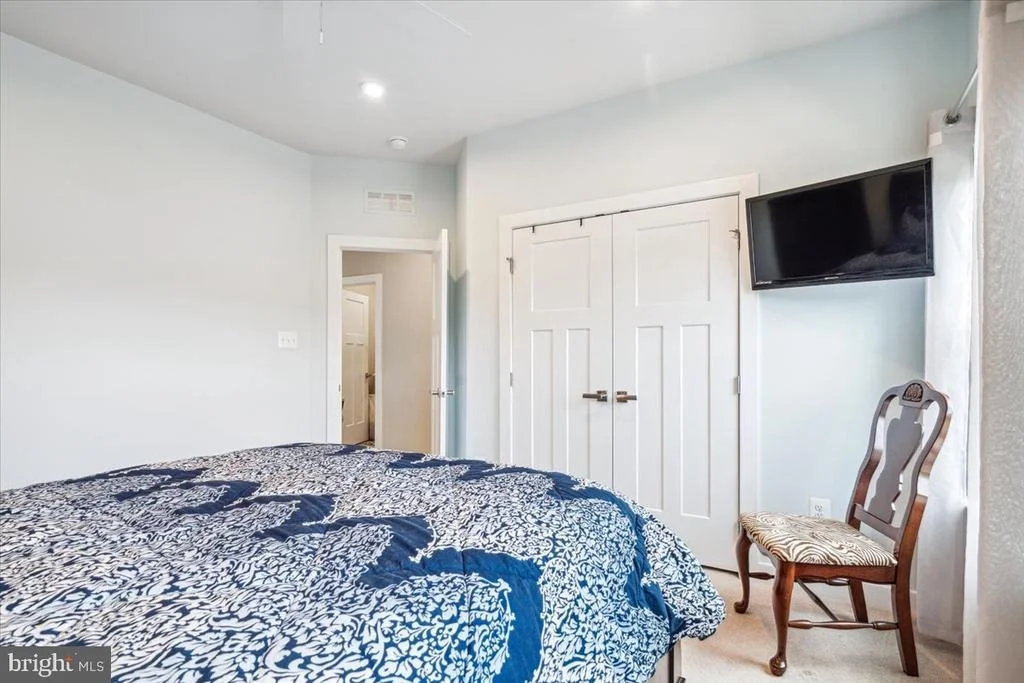 Photo of 1215 FUTURITY STREET