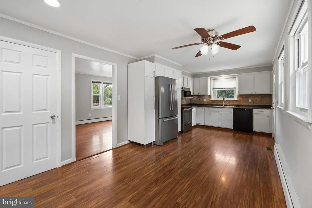 Photo of 1608 SEVERN ROAD