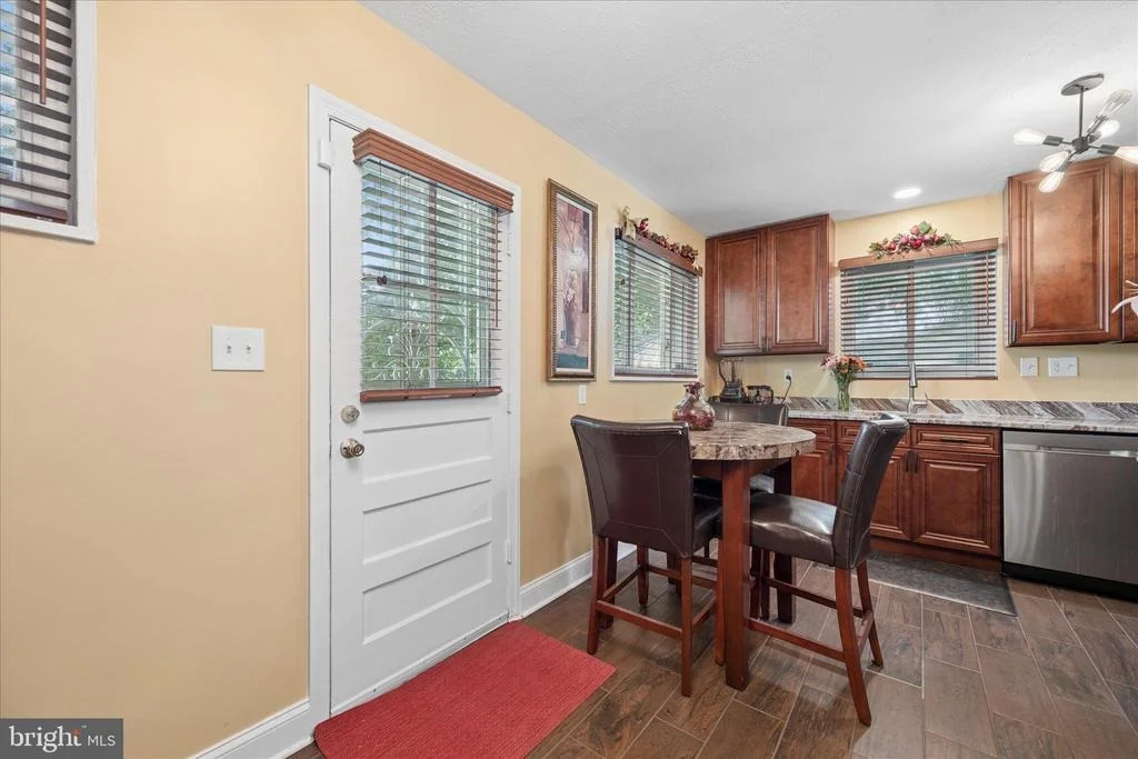 Photo of 6803 ADELPHI ROAD